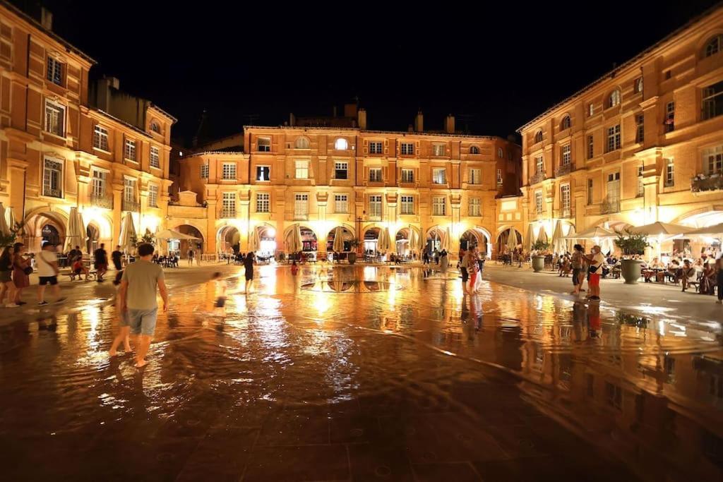 Chez Juliette, Proche Place Nationale Avec Parking Montauban Bagian luar foto